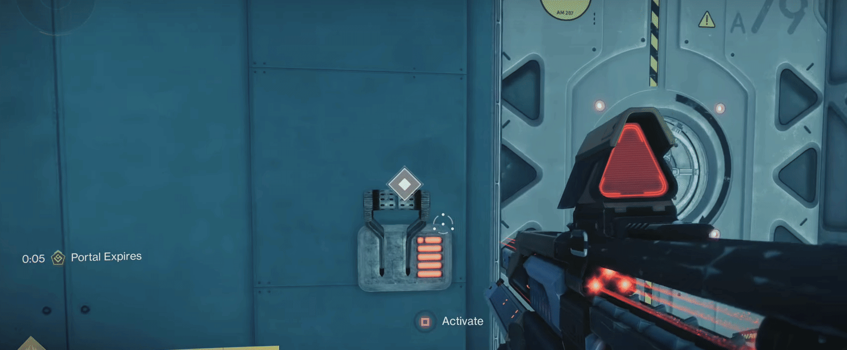 Opening door Destiny 2